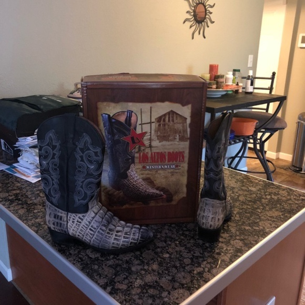 COPY - Western cowboy boots alligator animal print